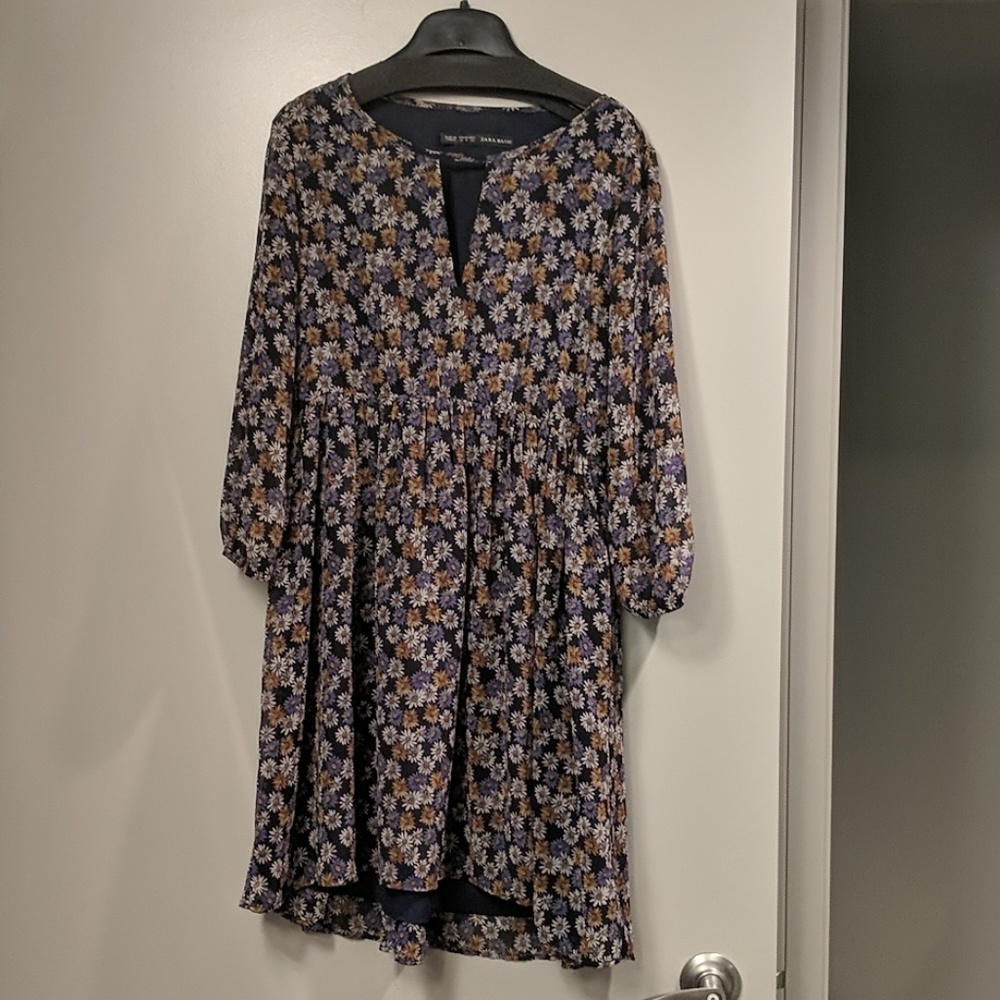 Zara blue white gold floral flower keyhole dress